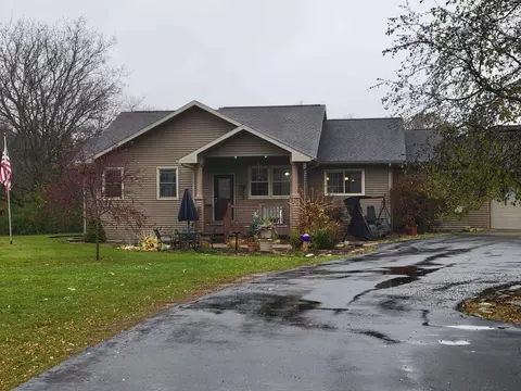 w8471 State Highway 33 Trunk, Portage, WI 53901