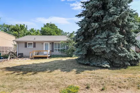 4711 Ivywood Trl, Mcfarland, WI 53558