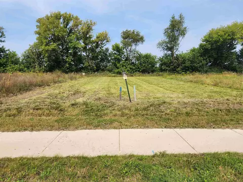 3150 Hope St, Sun Prairie, WI 53590