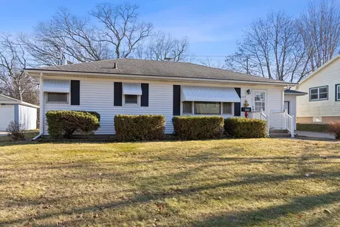 469 Berwyn Dr, Madison, WI 53711