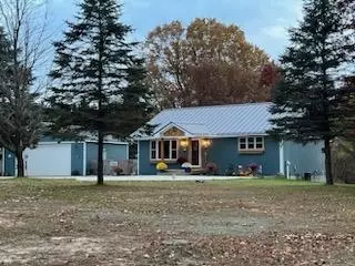 w10371 Alpine Drive South, Elroy, WI 53929