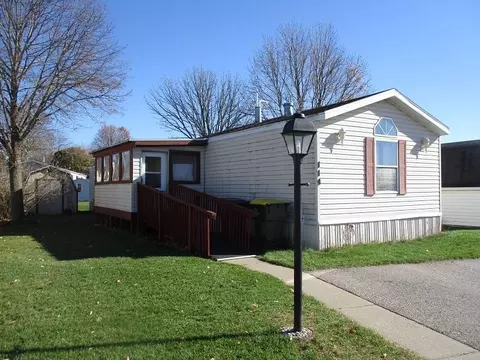 2701 E Main St #L114, Reedsburg, WI 53959
