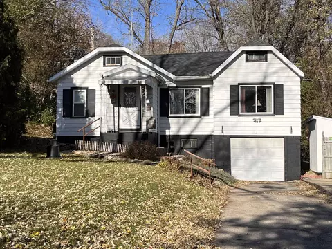 1701 E Road 8 Dr, Edgerton, WI 53534