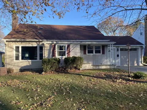 841 Newbury St, Ripon, WI 54971