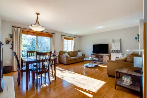 6725 Reston Heights Dr #2, Madison, WI 53718