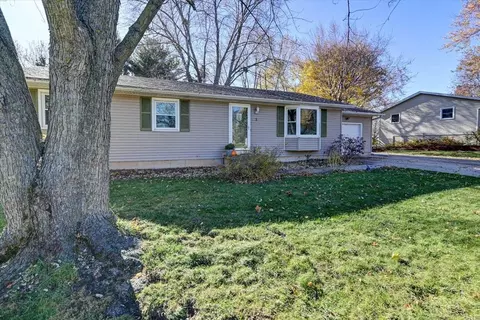 3 Mcgovern Ct, Deerfield, WI 53531