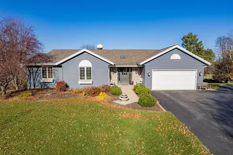 e11714 Gall Road, Baraboo, WI 53913