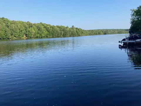 Rose-len Court, Merrill, WI 54452