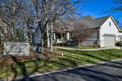 1348 Woodgrove Way #1348, Sun Prairie, WI 53590
