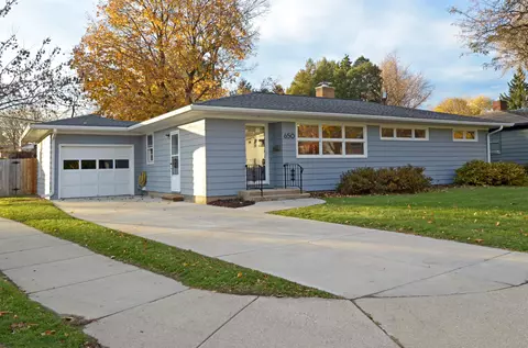 650 Anthony Ln, Madison, WI 53711