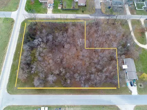 1 2 Acres 2nd St, Brodhead, WI 53520