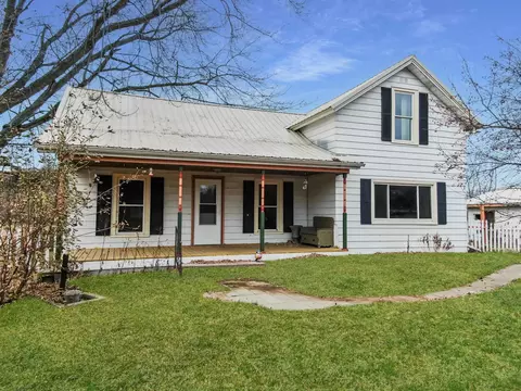 406 E South St, Ontario, WI 54651