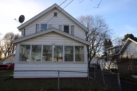 1816 Church St, Beloit, WI 53511