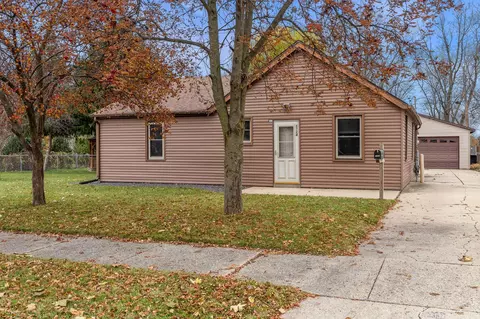 1724 S Willard Ave, Janesville, WI 53546