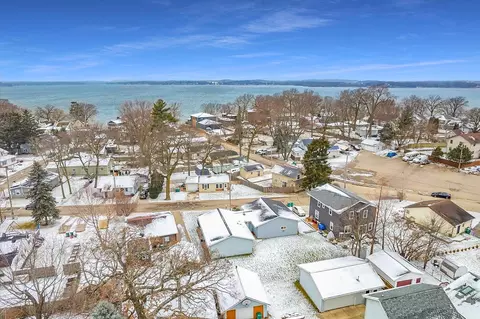 5119 Glen Rd, Mcfarland, WI 53558