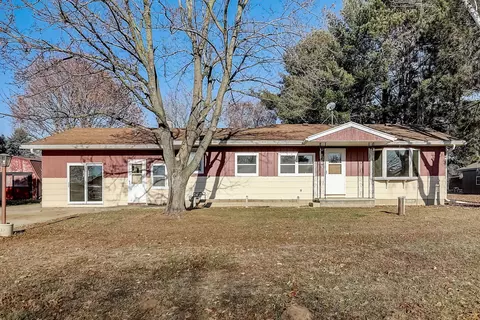 w4702 County Road C, Montello, WI 53949
