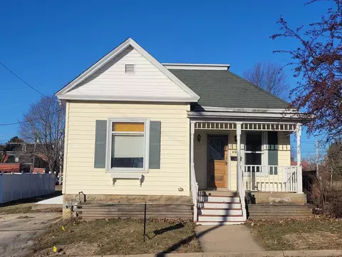 314 S Linn St, Dodgeville, WI 53533