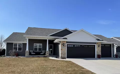 2671 Kells Way, Janesville, WI 53546