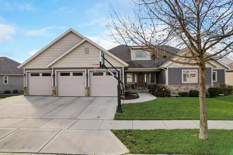 7720 Catchfly Ln, Deforest, WI 53532