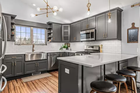 401 Wyalusing Dr, Madison, WI 53718