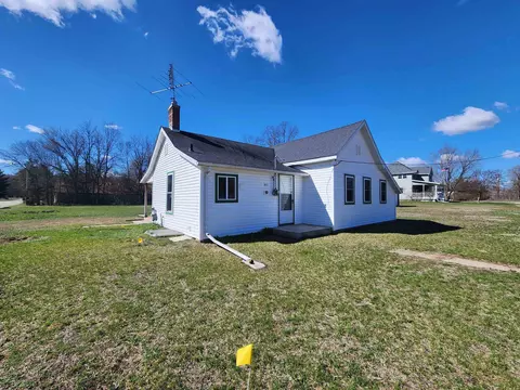 403 W Warehouse St, Muscoda, WI 53573
