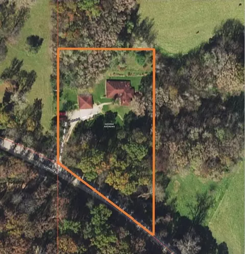 5630 Griffiths Rd, Dodgeville, WI 53533