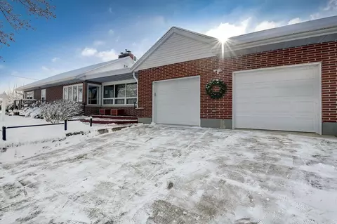1001 Spruce St, Madison, WI 53715