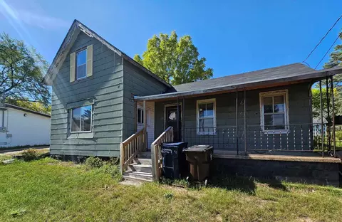 201 N 2nd St, Coloma, WI 54930