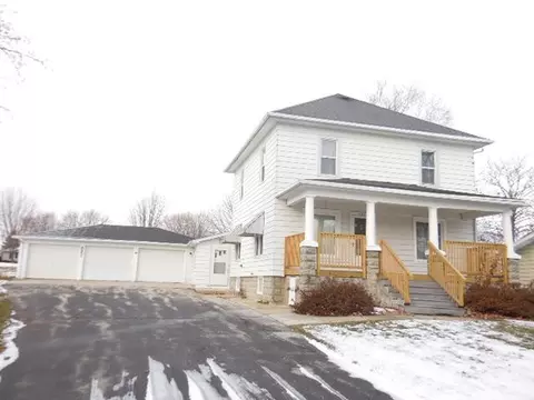 621 S Bridge St, Markesan, WI 53946