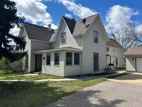 505 S Main St, Necedah, WI 54646