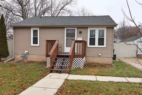1413 S Grant Ave, Janesville, WI 53546