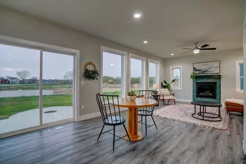 118 N Legacy Way, Sun Prairie, WI 53590