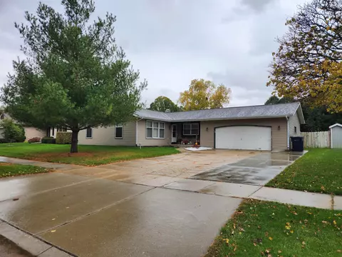 3932 Brunswick Ln, Janesville, WI 53546