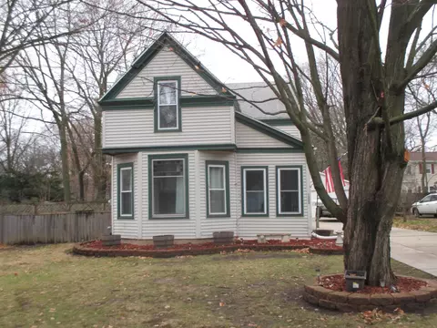 1323 Emerson St, Beloit, WI 53511