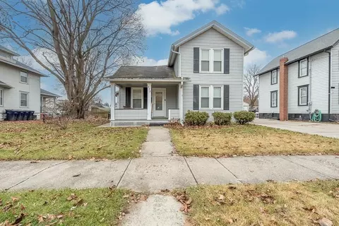 373 Wilson Ave, Janesville, WI 53548