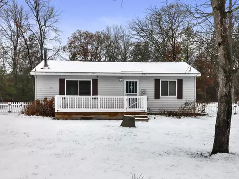 1331 W 13th Ave, Friendship, WI 53934