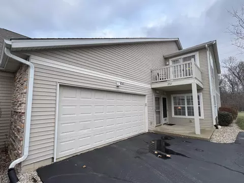 2561 Edgewood Dr #41, Beloit, WI 53511
