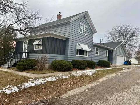 411 Elm St, Tomah, WI 54660