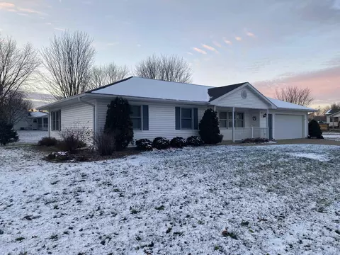 801 Donna Ave, Tomah, WI 54660