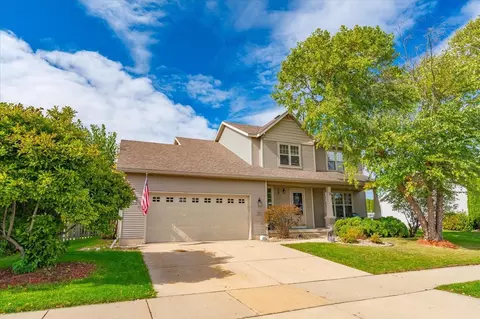 900 N Madison St, Waunakee, WI 53597