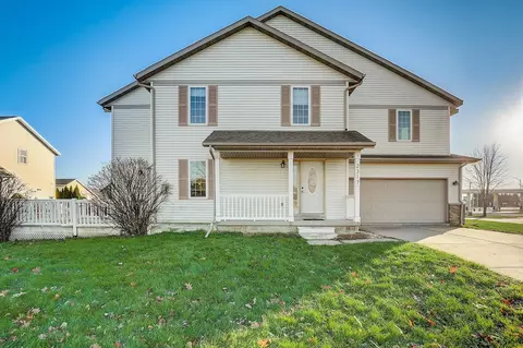 2317 Lake Woods Way, Stoughton, WI 53589