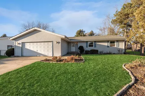 171 Surf Trl, South Beloit, IL 61080