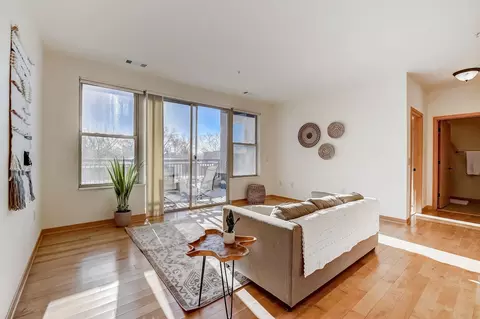 1802 Monroe St #204, Madison, WI 53711