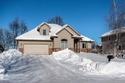 5506 Shale Rd, Fitchburg, WI 53711