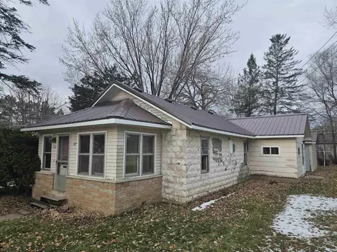 430 Sunny Ave, Sparta, WI 54656