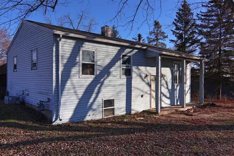 2067 Christilla Dr, Beloit, WI 53511