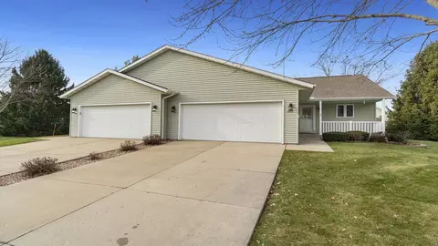 2421 Heather Ter, Beloit, WI 53511