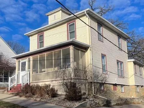 1007 Edgewood Ave, Madison, WI 53711