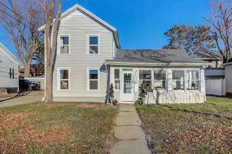 707 Dewitt St, Portage, WI 53901