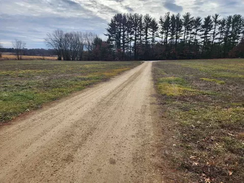 e9177 North Reedsburg Road, Reedsburg, WI 53959